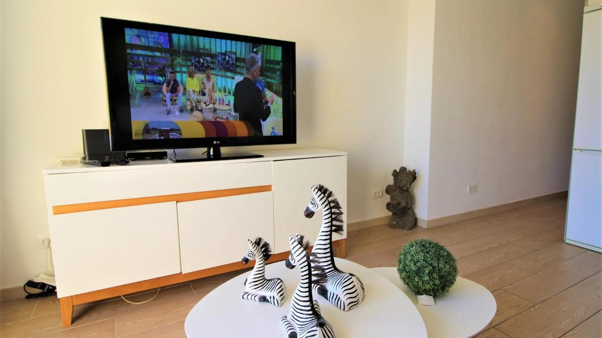 Zebra 3 Piscines Daire Costa Adeje 0*,  İspanya